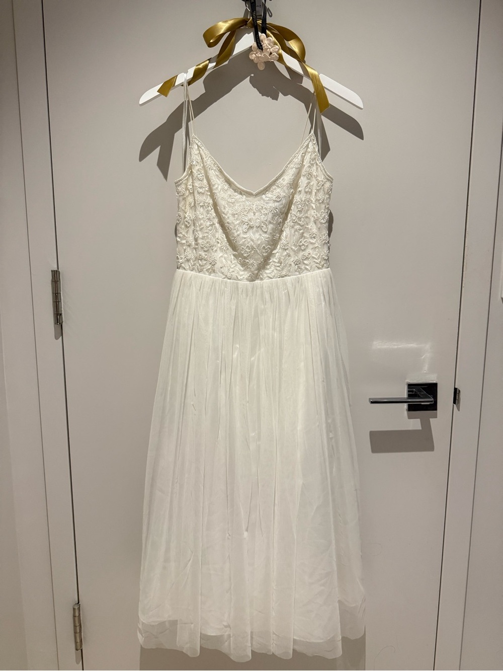 Adrianna Papell Ivory Bead Tulle Tea Length Dress size 8